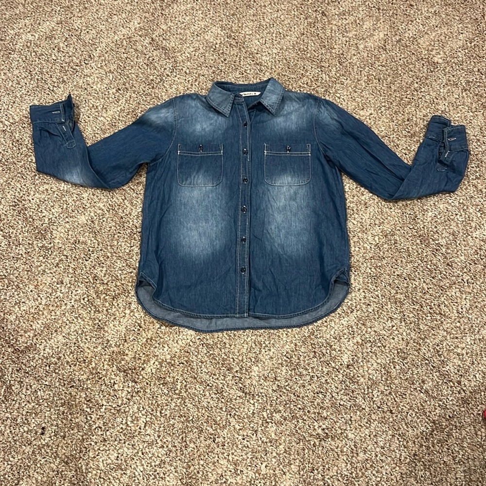 EUC! Hippie Laundry Jean Button up. SZ S